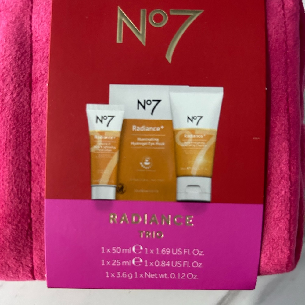 No7 gift set